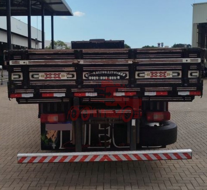 Volvo VM330 8x2 2022