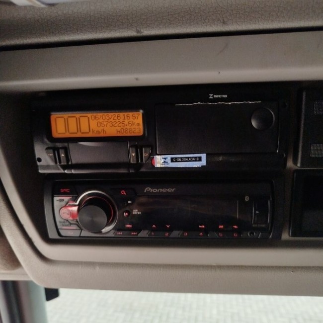 Volvo VM330 8x2 2022