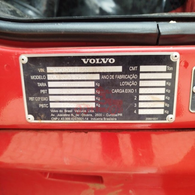 Volvo VM330 8x2 2022