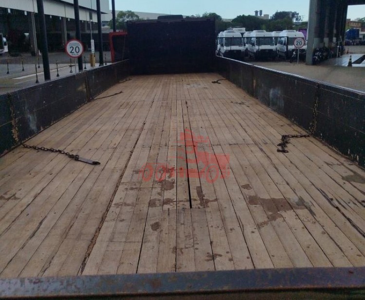 Volvo VM330 8x2 2022