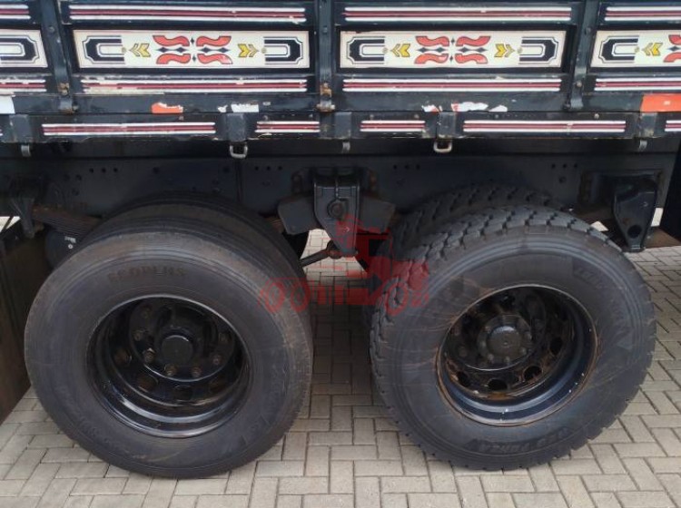 Volvo VM330 8x2 2022