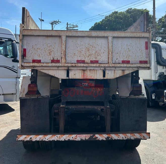 VW Titan 18-310 6x2 2003