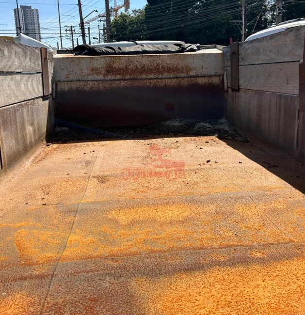 VW Titan 18-310 6x2 2003