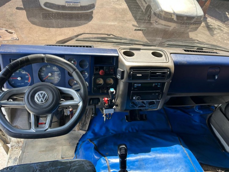 VW Titan 18-310 6x2 2003