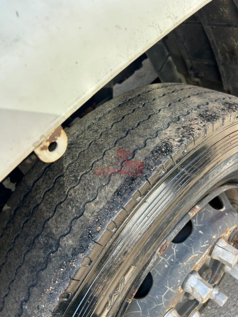 VW Titan 18-310 6x2 2003