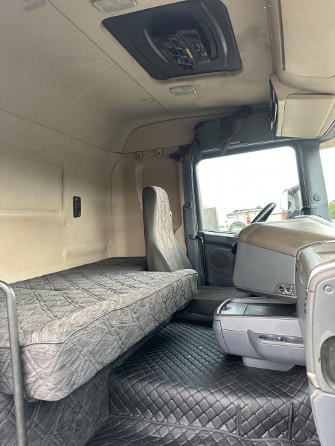 Scania R440 6x2 2013