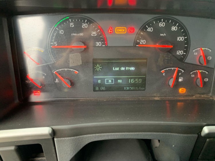 Volvo FM370 4x2 Globetrotter 2011