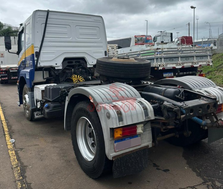 MB Axor 1933 4x2 2013