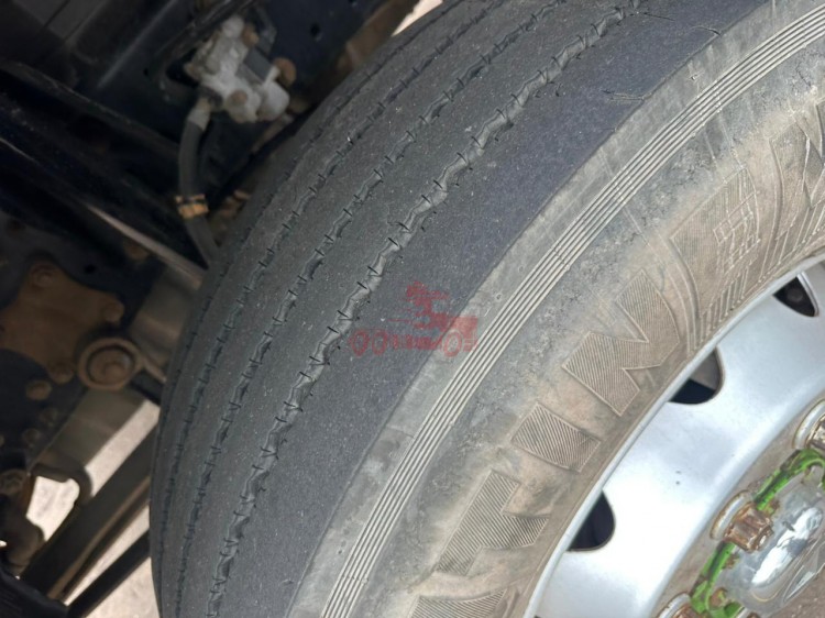 MB Axor 1933 4x2 2013