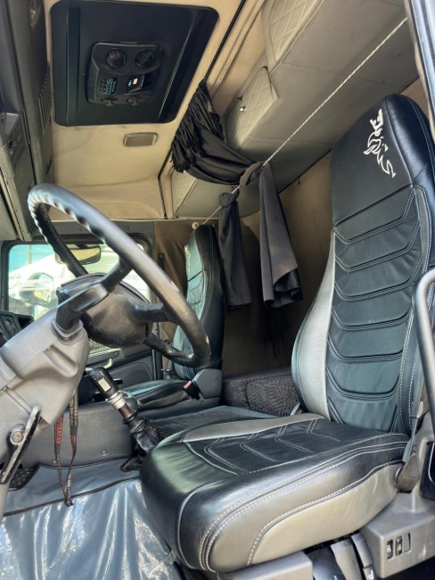 Scania 124 360 4x2 2001 Millenium  