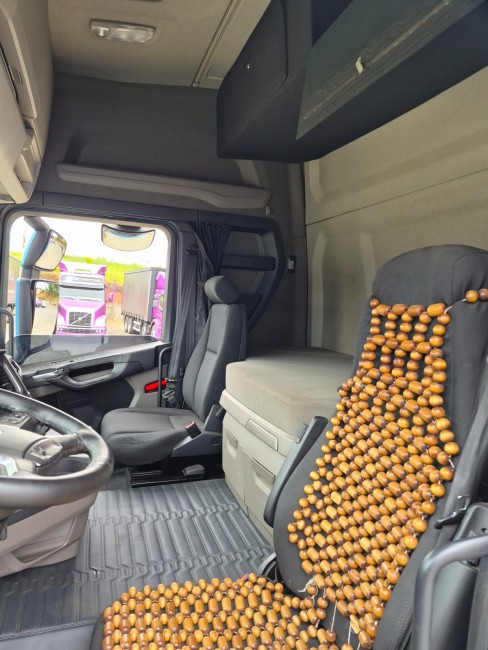 Scania R450 6x2 2022