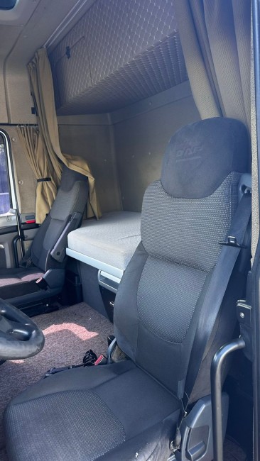 DAF XF 105 FTT 460 6x4 2016 