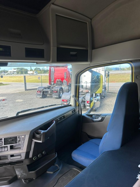 Volvo FH460 Globetrotter 6x4 2018