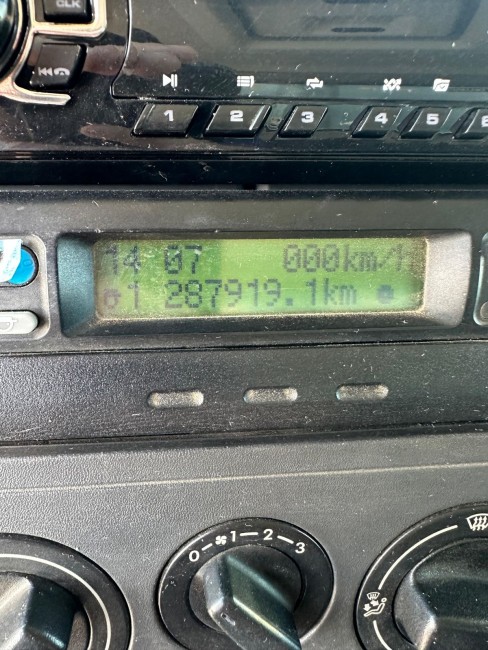 VW 17-280 Costellation 4x2 2013+Baú Câmara Fria Rodosinos 2012