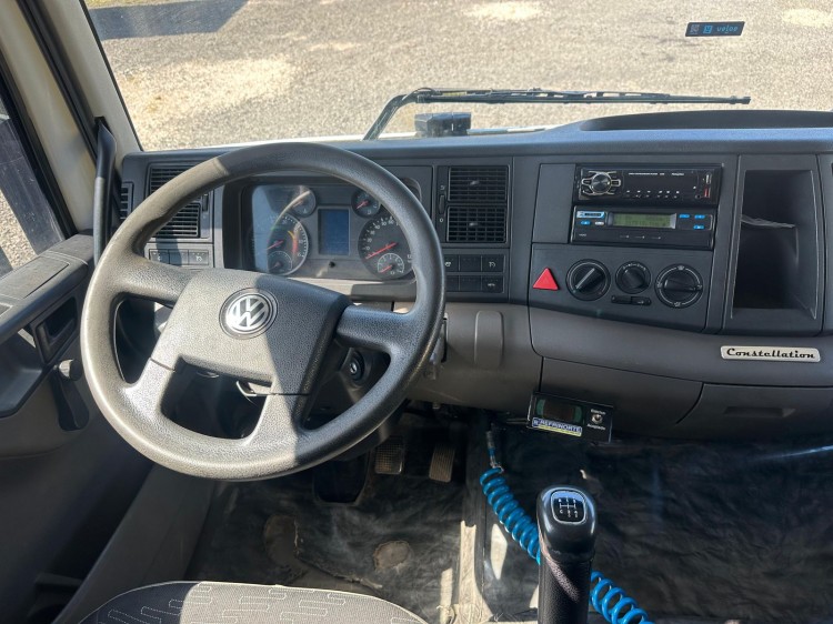 VW 17-280 Costellation 4x2 2013+Baú Câmara Fria Rodosinos 2012