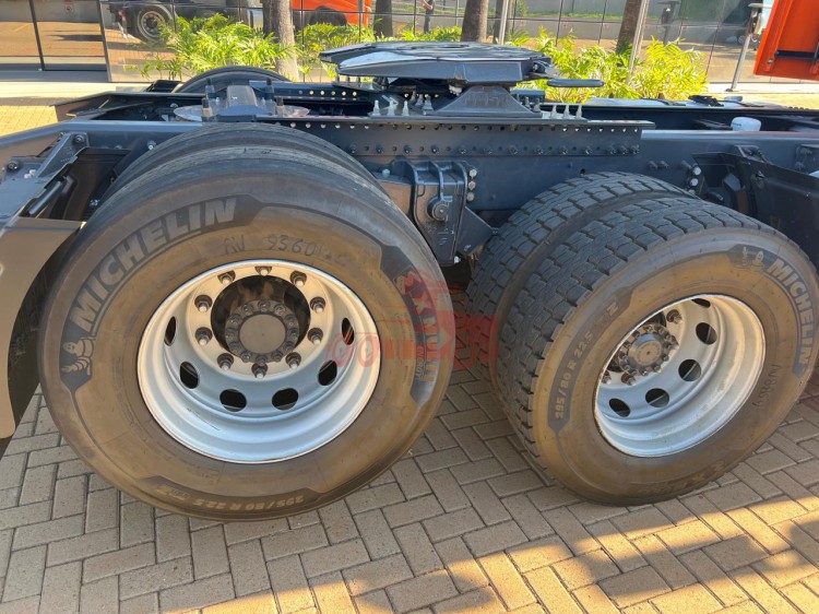 Volvo FH460 6x2 Globetrotter 2024