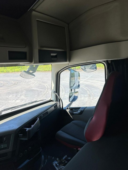 Volvo FH460 Globetrotter 4x2 2018