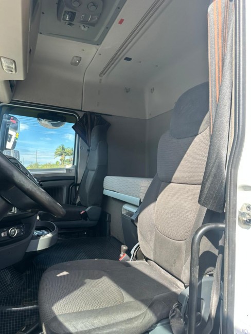 DAF XF FTT 530 6x4