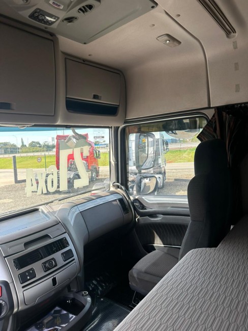 DAF XF FTT 530 6x4