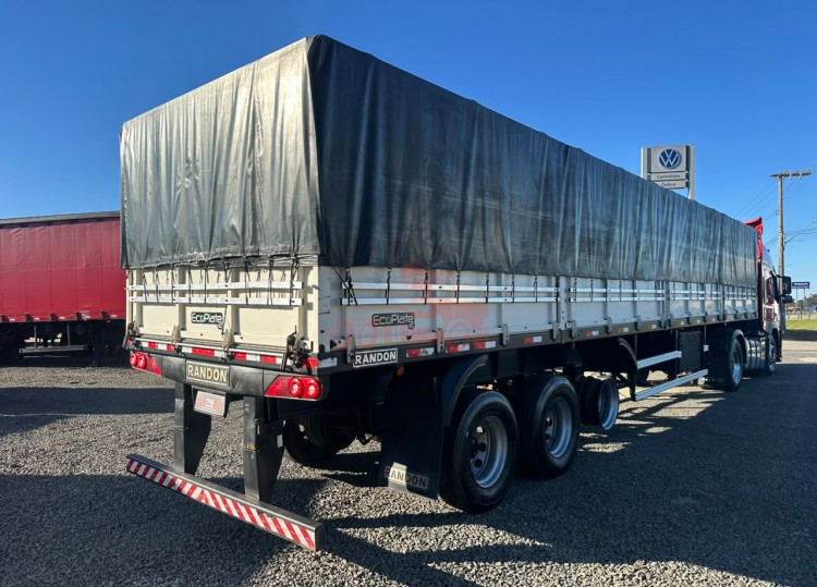 Carreta Graneleiro Randon 2020