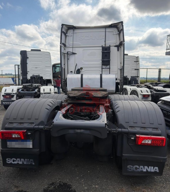 R500 6x4 2019