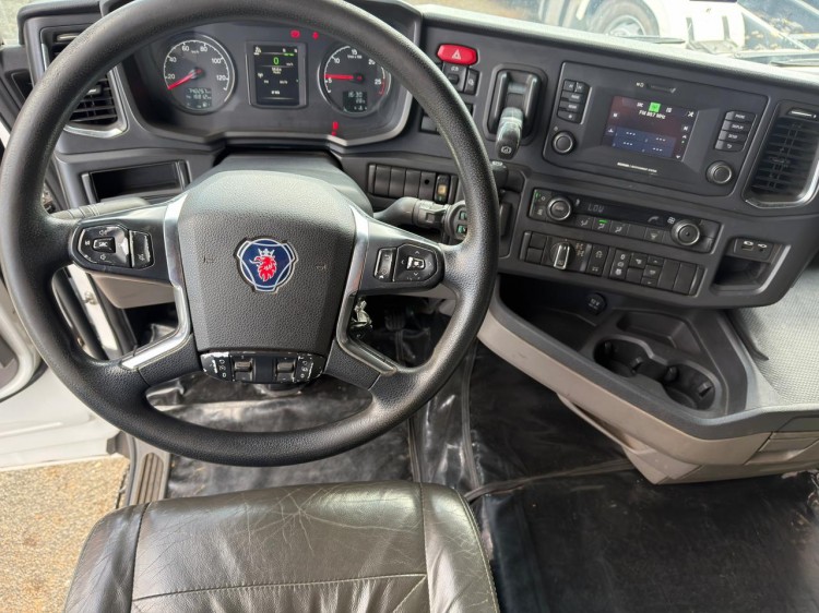 R500 6x4 2019