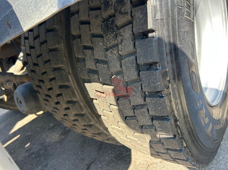 VW 25-390 6x2 2018