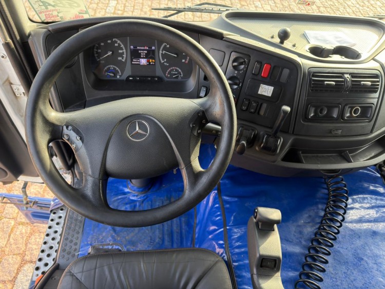MB 1933 4x2 2017/2018