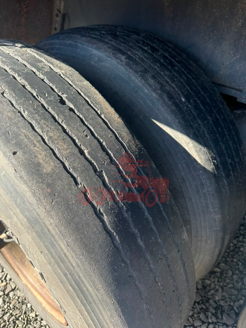 Carreta Graneleiro guerra LS 1999