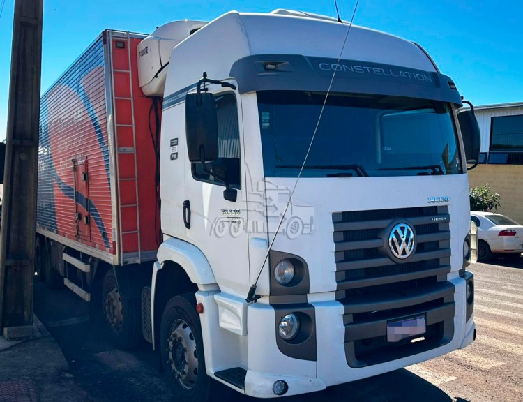 VW 30-330 8x2 2017