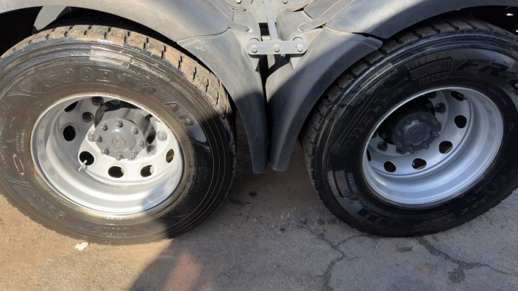 DAF 105 460 6X4 2016