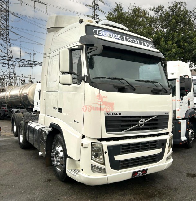 FH420 Globetrotter 6x2 2012