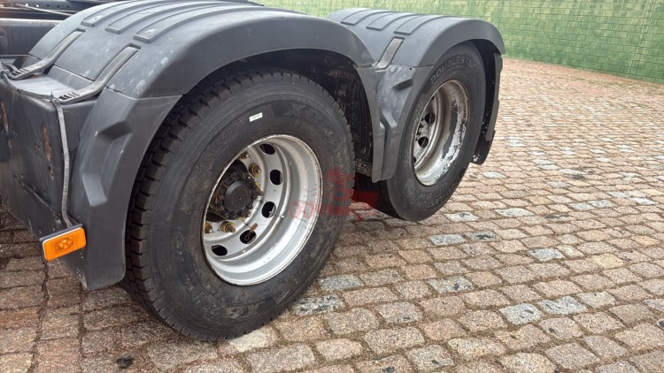 FH 460 GLOBETROTTER 6X2 2019/2020