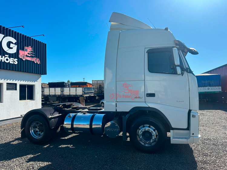 Volvo FH440 4x2  Globetrotter 2011 