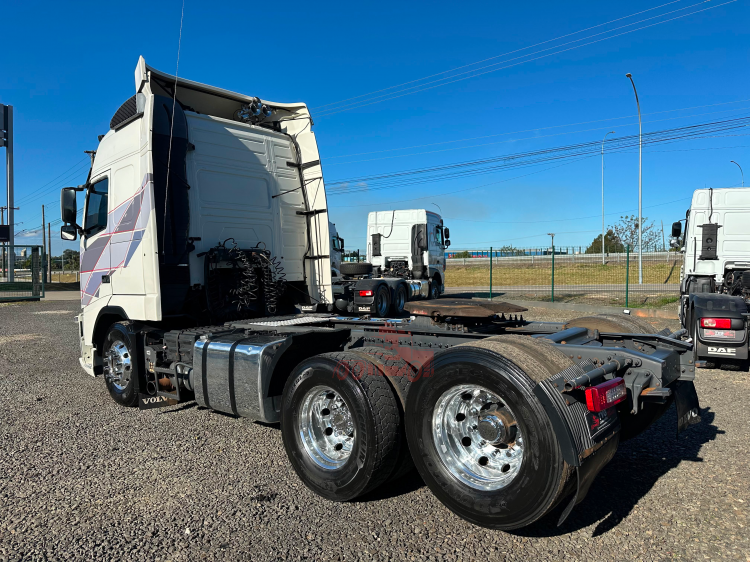 FH420 Globetrotter 6x2 2012