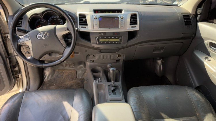 Hilux SRV 3.0 2012