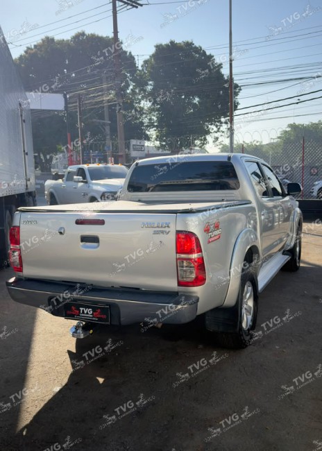 Hilux SRV 3.0 2012
