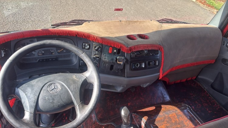 MB ATEGO 2429 6X2 2010/2011
