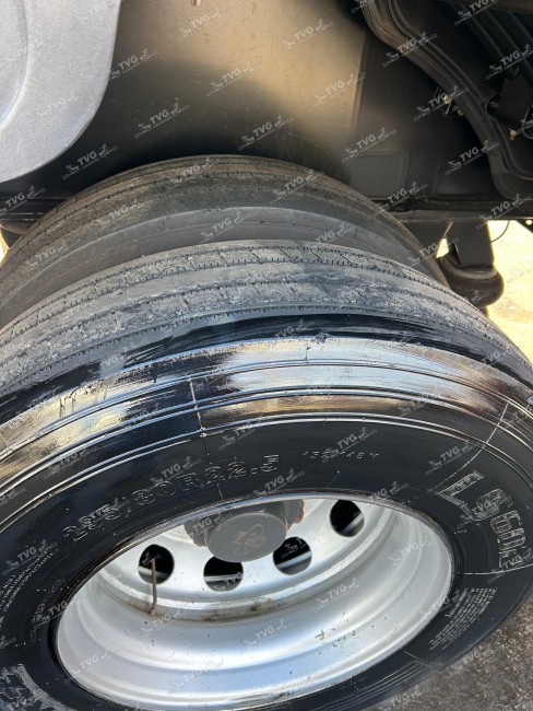 Carreta Guerra Graneleiro 4 eixos 