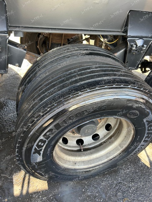 Carreta Guerra Graneleiro 4 eixos 
