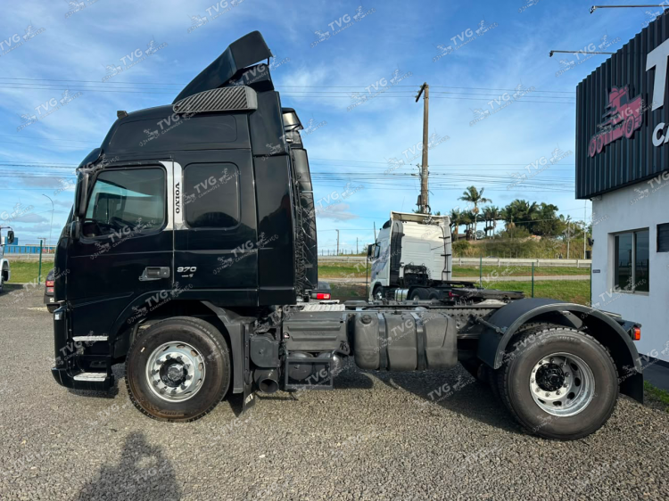 Volvo FM370 4x2 Globetrotter 2013