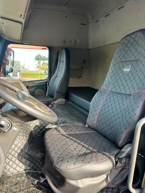Volvo FM370 4x2 Globetrotter 2013