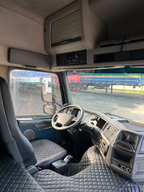Volvo FM370 4x2 Globetrotter 2013