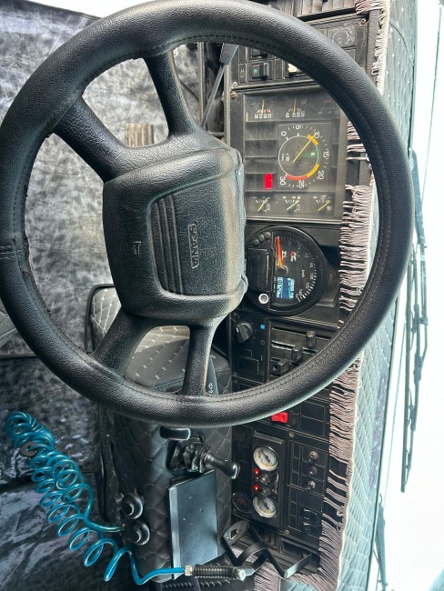 Scania 113 4x2 1992 Top Line 