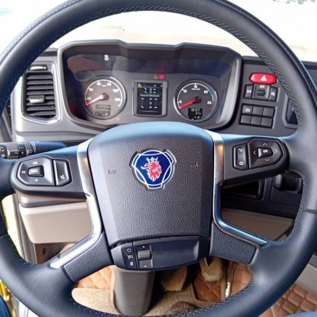 SCANIA R450 6X2 2021  