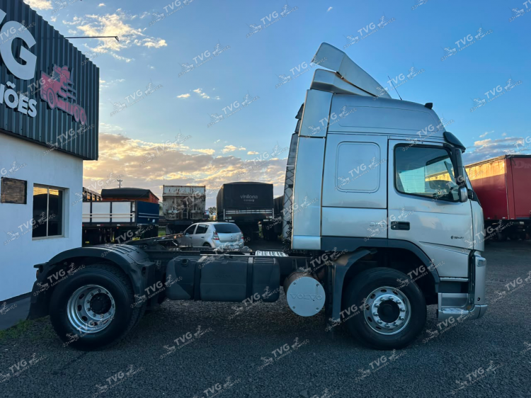 Volvo FM370 4x2 Globetrotter 2011