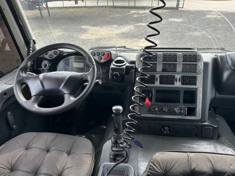 Iveco Stralis 360 6X2 2013