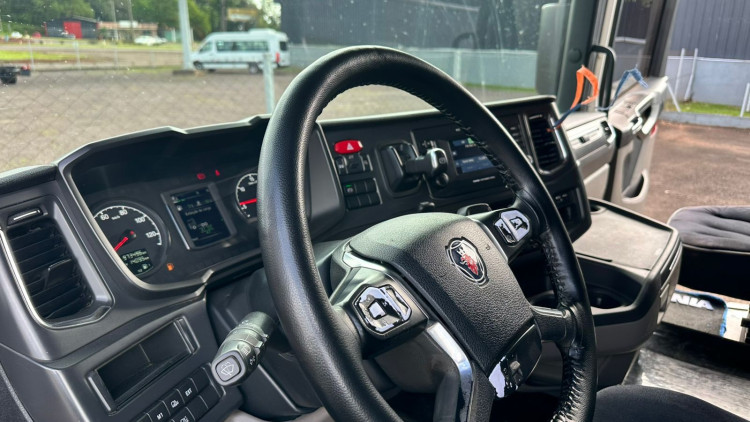 SCANIA R450 6X2 2020