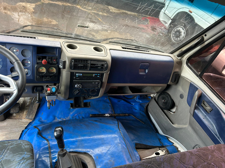 VW Titan 18-310 6x2 2003
