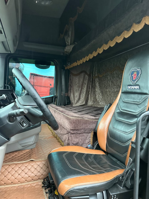 Scania R450 6x2 2021